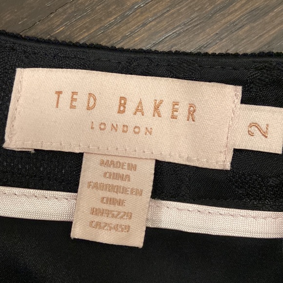 Asymmetrical Ted Baker skirt - Picture 3 of 5